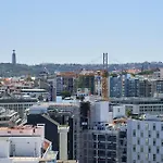 Bright Apartment In Saldanha
